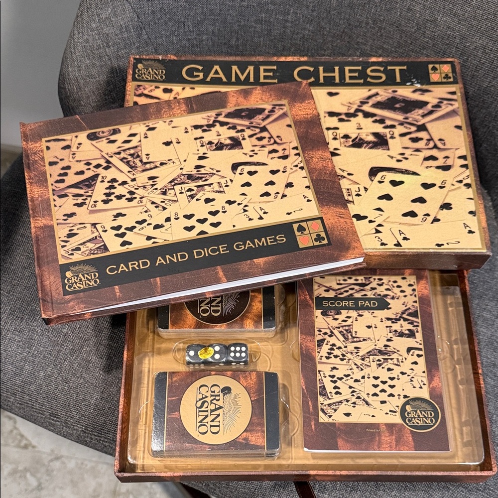 Vintage Grand Casino Game Chest… Game Chest NEW.. cards are sealed